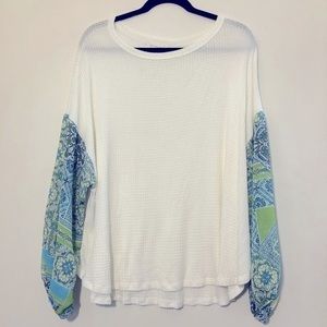 Lavender Field Oversized Waffle Knit 3/4" Sheer Sleeve Blouse- Size Large